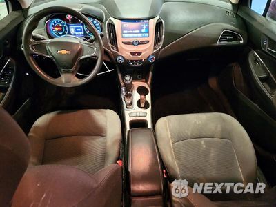 Zdjęcie 8 z 12 samochodu: 2017 CHEVROLET CRUZE LS VIN:1G1BC5SMXH7129341 - miniatura