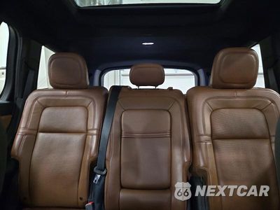 Zdjęcie 10 z 13 samochodu: 2020 LINCOLN AVIATOR RESERVE VIN:5LM5J7XC5LGL04442 - miniatura