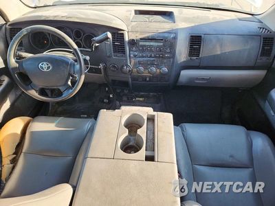 Zdjęcie 9 z 13 samochodu: 2012 TOYOTA TUNDRA DOUBLE CAB SR5 VIN:5TFUM5F17CX029607 - miniatura