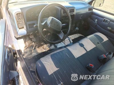 Zdjęcie 8 z 12 samochodu: 1995 NISSAN TRUCK BASE VIN:1N6SD11S4SC341791 - miniatura