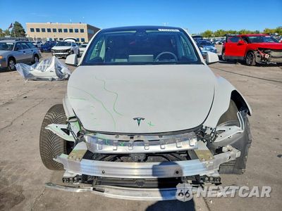 Piąte zdjęcie samochodu w środku: 2020 TESLA MODEL Y VIN:5YJYGDEF0LF009919 - miniatura