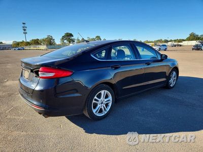 Trzecie zdjęcie samochodu z tyłu: 2018 FORD FUSION SE VIN:3FA6P0HD2JR183065 - miniatura