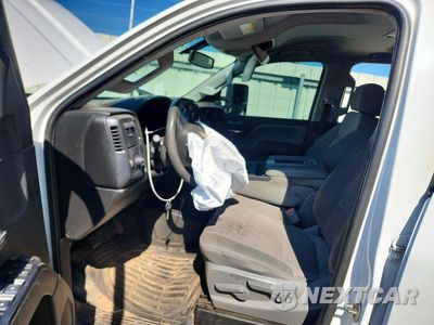 Zdjęcie 7 z 12 samochodu: 2018 CHEVROLET SILVERADO K2500 HEAVY DUTY VIN:1GC2KUEG5JZ208310 - miniatura