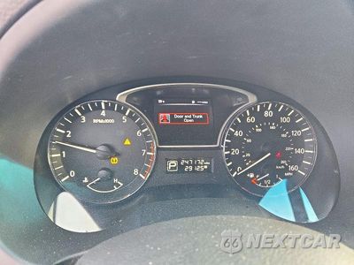Zdjęcie 9 z 12 samochodu: 2015 NISSAN ALTIMA 2.5 S VIN:1N4AL3AP0FC288298 - miniatura