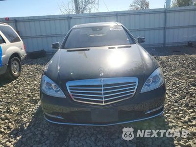 Piąte zdjęcie samochodu w środku: 2013 MERCEDES-BENZ S 550 4MATIC VIN:WDDNG9EB1DA534372 - miniatura