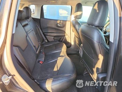 Zdjęcie 10 z 12 samochodu: 2019 JEEP COMPASS VIN:3C4NJDBBXKT641929 - miniatura
