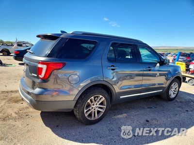 Trzecie zdjęcie samochodu z tyłu: 2017 FORD EXPLORER XLT VIN:1FM5K7DH4HGA11025 - miniatura