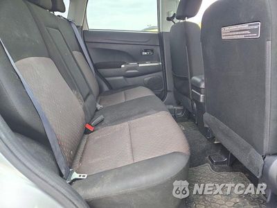 Zdjęcie 11 z 13 samochodu: 2018 MITSUBISHI OUTLANDER SPORT ES VIN:JA4AP3AUXJU016455 - miniatura