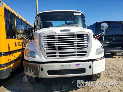 Piąte zdjęcie samochodu w środku: 2015 FREIGHTLINER BUSINESS CLASS M2 SEMI TRUCK VIN:1FUBC5CY8FHGK0826 - miniatura