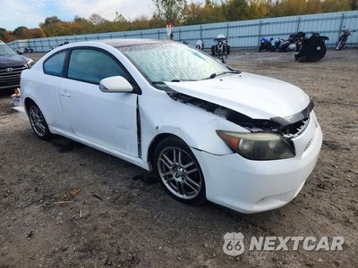 Czwarte zdjęcie samochodu z boku: 2007 SCION TC BASE VIN:JTKDE167070159522 - miniatura