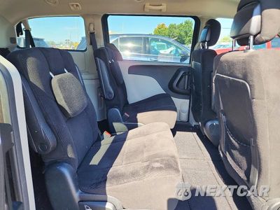 Zdjęcie 11 z 13 samochodu: 2013 DODGE GRAND CARAVAN SE VIN:2C4RDGBG1DR601511 - miniatura