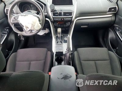 Zdjęcie 8 z 14 samochodu: 2020 MITSUBISHI ECLIPSE CROSS LE VIN:JA4AT4AA5LZ001164 - miniatura