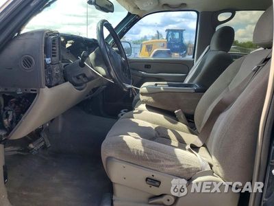Zdjęcie 7 z 13 samochodu: 2005 CHEVROLET AVALANCHE C1500 VIN:3GNEC12Z25G277967 - miniatura