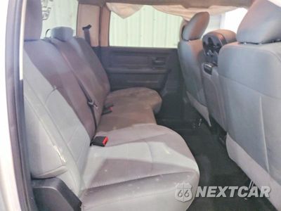 Zdjęcie 10 z 12 samochodu: 2018 RAM 2500 ST VIN:3C6UR5CL7JG170225 - miniatura