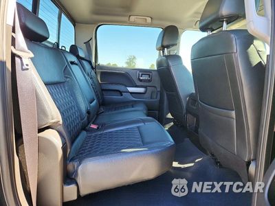 Zdjęcie 10 z 12 samochodu: 2018 CHEVROLET SILVERADO K1500 LT VIN:3GCUKREC7JG528991 - miniatura