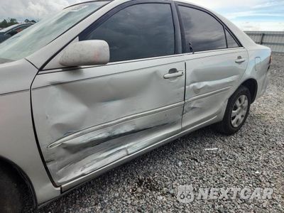 Zdjęcie 9 z 10 samochodu: 2003 TOYOTA CAMRY LE VIN:4T1BE32K43U218915 - miniatura
