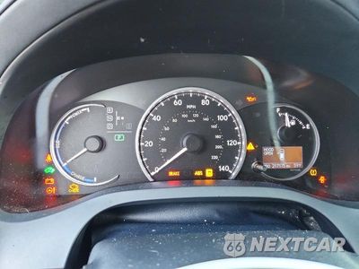 Zdjęcie 9 z 12 samochodu: 2011 LEXUS CT VIN:JTHKD5BH9B2041424 - miniatura