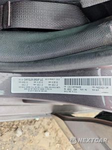 Zdjęcie 12 z 12 samochodu: 2015 CHRYSLER 200 C VIN:1C3CCCCBXFN584958 - miniatura