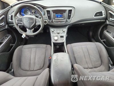 Zdjęcie 8 z 12 samochodu: 2015 CHRYSLER 200 LIMITED VIN:1C3CCCAB3FN722911 - miniatura
