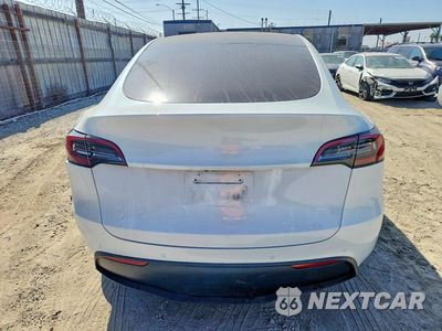 Zdjęcie 6 z 13 samochodu: 2022 TESLA MODEL Y VIN:7SAYGAEE8NF382301 - miniatura