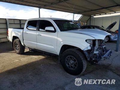 Czwarte zdjęcie samochodu z boku: 2016 TOYOTA TACOMA SR VIN:5TFAX5GN0GX065284 - miniatura