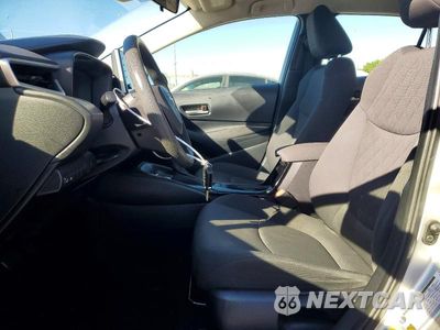 Zdjęcie 7 z 12 samochodu: 2020 TOYOTA COROLLA LE VIN:JTDEPRAE5LJ115255 - miniatura