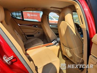 Zdjęcie 10 z 12 samochodu: 2012 PORSCHE PANAMERA 2 VIN:WP0AA2A74CL071360 - miniatura