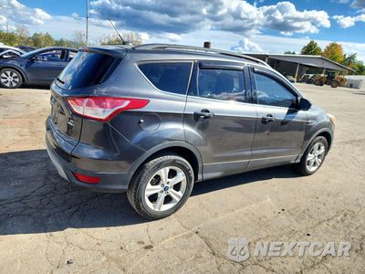 Trzecie zdjęcie samochodu z tyłu: 2015 FORD ESCAPE VIN:1FMCU9GXXFUC56944 - miniatura