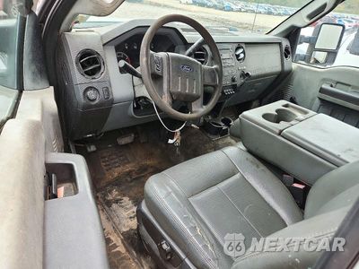 Zdjęcie 8 z 12 samochodu: 2011 FORD F550 SUPER DUTY VIN:1FDUF5GT5BEA52996 - miniatura