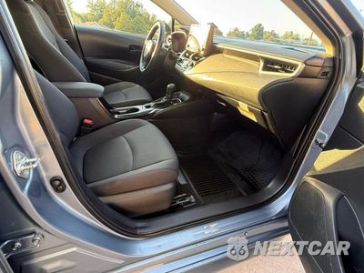 Piąte zdjęcie samochodu w środku: 2022 TOYOTA COROLLA LE VIN:JTDEAMDE3NJ050019 - miniatura