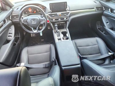 Zdjęcie 8 z 13 samochodu: 2019 HONDA ACCORD SPORT VIN:1HGCV1F31KA099626 - miniatura