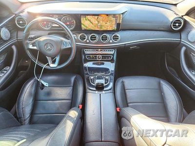 Zdjęcie 8 z 12 samochodu: 2017 MERCEDES-BENZ E 300 VIN:WDDZF4JB9HA213411 - miniatura