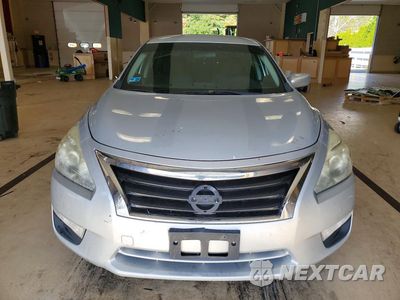 Piąte zdjęcie samochodu w środku: 2015 NISSAN ALTIMA 2.5 S VIN:1N4AL3AP0FN903002 - miniatura