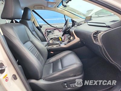Zdjęcie 7 z 14 samochodu: 2017 LEXUS NX 200T BASE VIN:JTJYARBZXH2069811 - miniatura