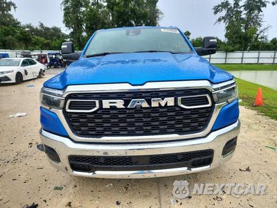 Piąte zdjęcie samochodu w środku: 2025 RAM 1500 BIG HORN/LONE STAR VIN:1C6RREFP4SN682702 - miniatura