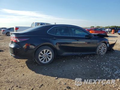 Trzecie zdjęcie samochodu z tyłu: 2023 TOYOTA CAMRY LE VIN:4T1C11AK0PU772612 - miniatura