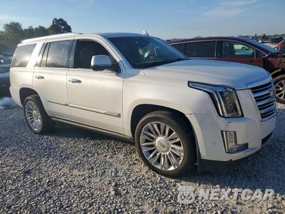 Czwarte zdjęcie samochodu z boku: 2019 CADILLAC ESCALADE PLATINUM VIN:1GYS4DKJ3KR171327 - miniatura