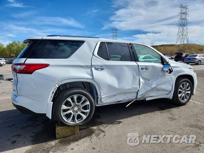 Trzecie zdjęcie samochodu z tyłu: 2018 CHEVROLET TRAVERSE PREMIER VIN:1GNEVJKW1JJ221527 - miniatura