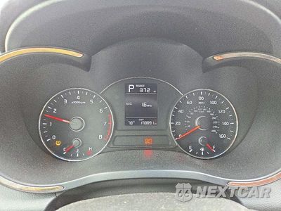 Zdjęcie 9 z 12 samochodu: 2017 KIA FORTE LX VIN:3KPFK4A79HE035050 - miniatura