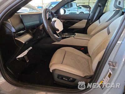 Zdjęcie 7 z 12 samochodu: 2025 BMW I5 XDRIVE 40 VIN:WBY13HG07SCU59445 - miniatura