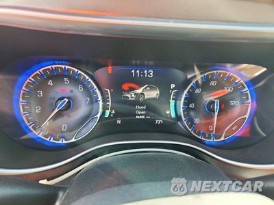 Zdjęcie 9 z 13 samochodu: 2018 CHRYSLER PACIFICA LIMITED VIN:2C4RC1GG3JR271696 - miniatura