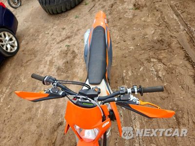 Piąte zdjęcie samochodu w środku: 2021 KTM 500 XCF-W DIRT BIKE VIN:VBKEXM40XMM433695 - miniatura