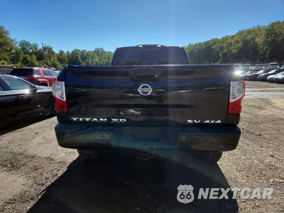 Zdjęcie 6 z 12 samochodu: 2018 NISSAN TITAN XD SV VIN:1N6BA1F47JN529940 - miniatura