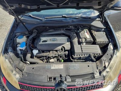 Zdjęcie 11 z 12 samochodu: 2010 VOLKSWAGEN GTI VIN:WVWHD7AJ8AW283978 - miniatura