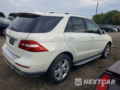 Trzecie zdjęcie samochodu z tyłu: 2013 MERCEDES-BENZ ML 350 4MATIC VIN:4JGDA5HB3DA153940 - miniatura