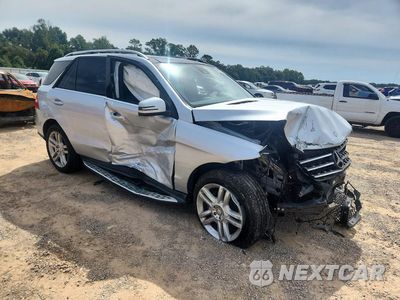Czwarte zdjęcie samochodu z boku: 2015 MERCEDES-BENZ ML 350 4MATIC VIN:4JGDA5HB8FA611555 - miniatura