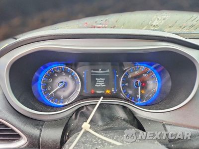 Zdjęcie 9 z 14 samochodu: 2018 CHRYSLER PACIFICA TOURING PLUS VIN:2C4RC1FG1JR204502 - miniatura