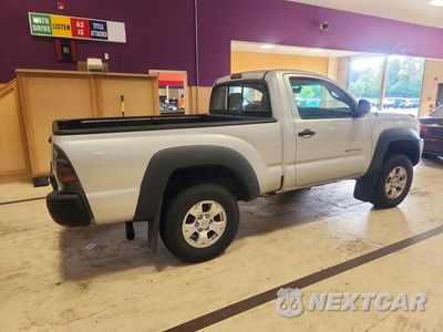 Trzecie zdjęcie samochodu z tyłu: 2010 TOYOTA TACOMA BASE VIN:5TEPX4EN7AZ687341 - miniatura