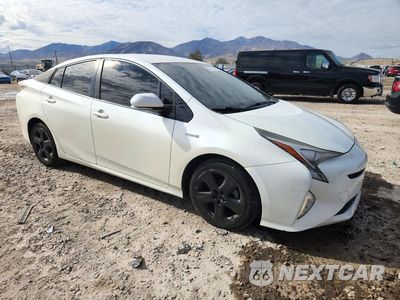 Czwarte zdjęcie samochodu z boku: 2016 TOYOTA PRIUS THREE TOURING VIN:JTDKARFU9G3021975 - miniatura