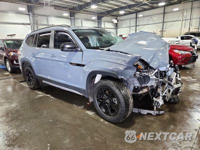 Czwarte zdjęcie samochodu z boku: 2024 VOLKSWAGEN ATLAS PEAK EDITION SE VIN:1V2CR2CA2RC605439 - miniatura